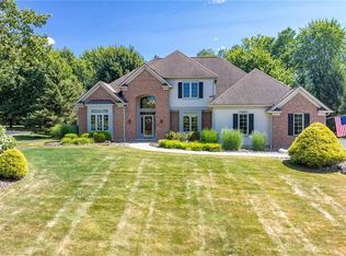 600 Eleanor Rd, Victor, NY 14564