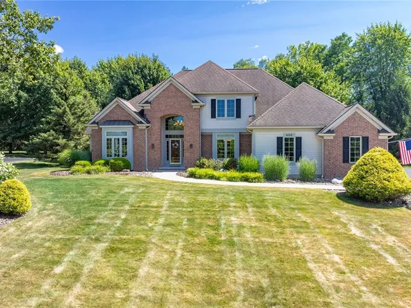 600 Eleanor Rd, Victor, NY 14564