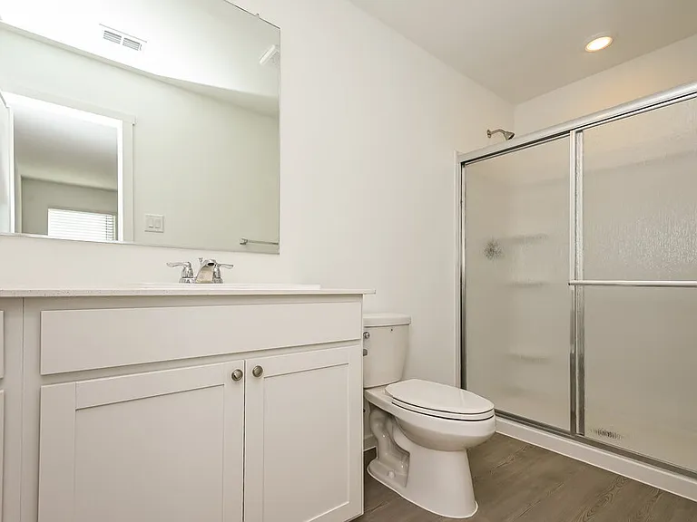 2213 La Vista Ln — Photo 12