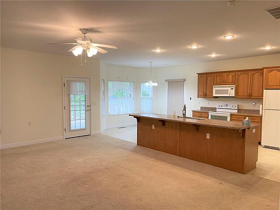 4th image of 339 Concord Dr