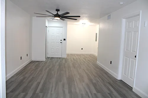 2820 Oakland Forest Dr #106 Photo 1