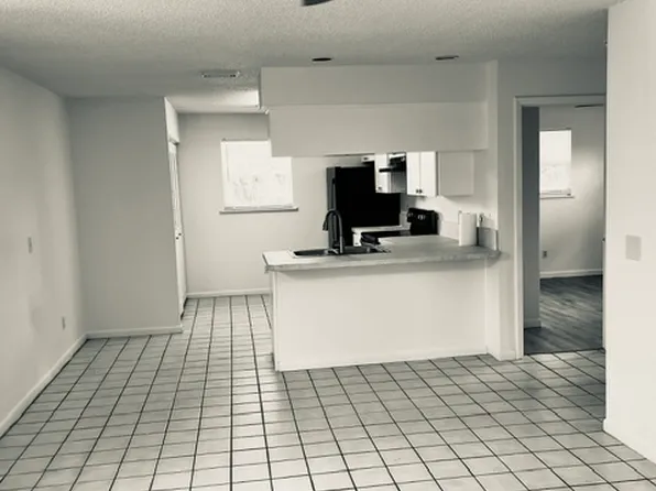 3580 56th Ave N APT A, Saint Petersburg, FL 33714