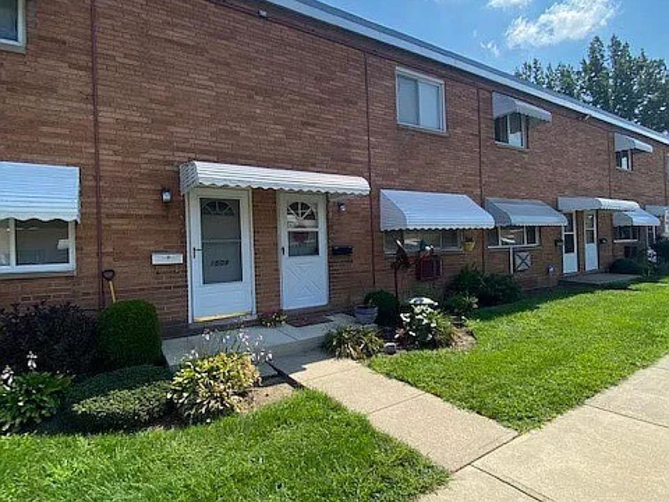 1st image of 1511 Severn Ln #2I