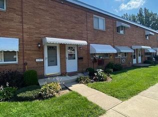 1511 Severn Ln #2I, Wickliffe, OH 44092