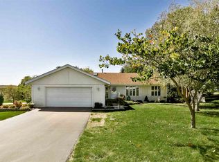 9480 Sagewood Dr, Roscoe, IL 61073