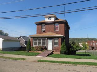 1118 Center Ave, Ellwood City, PA