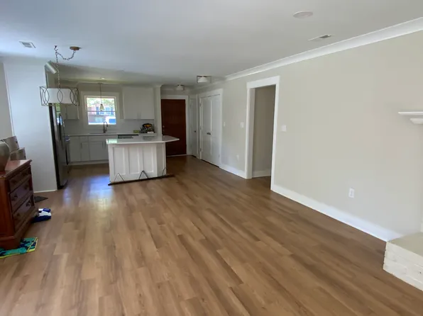 8415 Coulwood Oak Ln, Charlotte, NC 28214