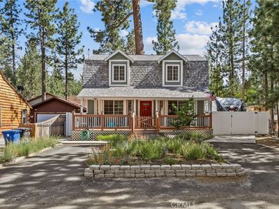 904 E Fairway Blvd, Big Bear City, CA, 92314