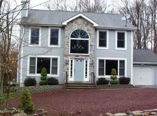 4230 Hickory Rd, Tobyhanna, PA 18466