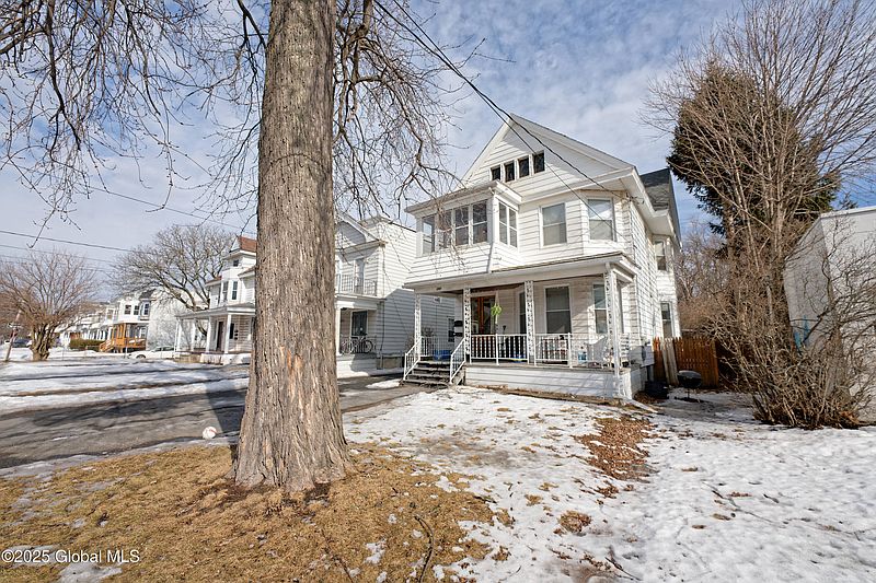 2nd image of 290 Manning Boulevard