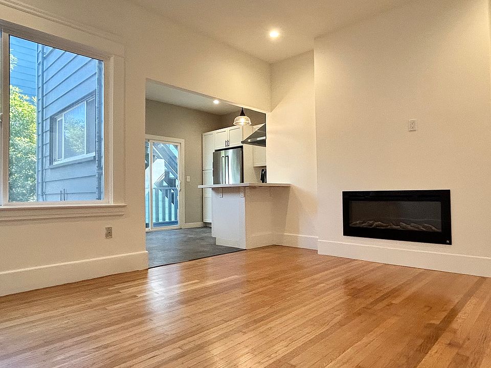 1st image of 192 Collins St #B
