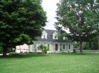 98 Paradise Rd, Bethel, ME 04217