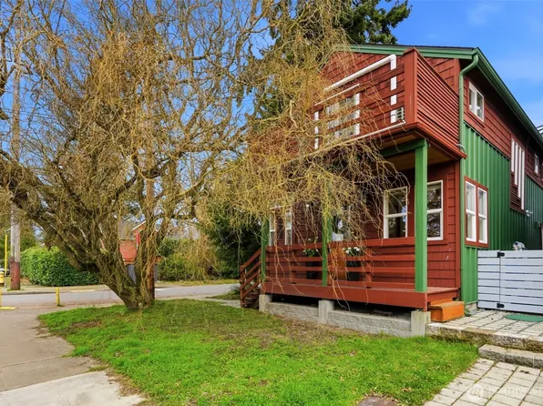 8752 Dayton Avenue N #B, Seattle, WA 98103