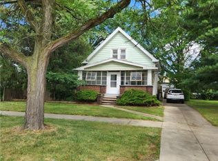 11406 Bellaire Rd, Cleveland, OH 44111