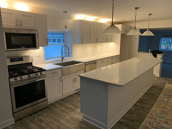 Kitchen complete - more soon