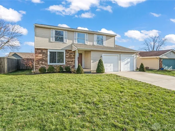 9556 Springwater Ln, Miamisburg, OH 45342