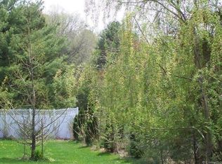 4 Carriage Ln, East Granby, CT 06026