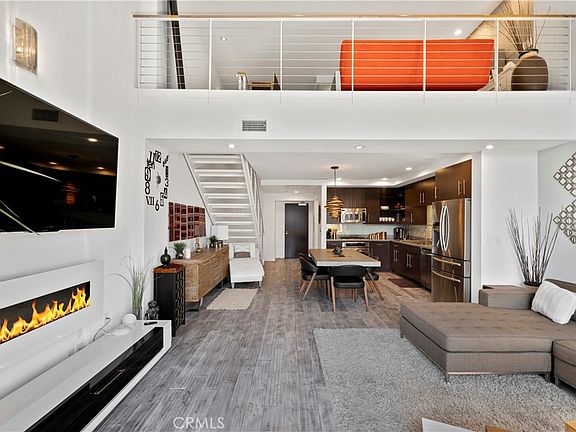 3rd image of 1100 Wilshire Blvd APT 1707
