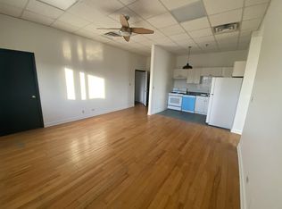 5533 N Broadway St #1, Chicago, IL 60640