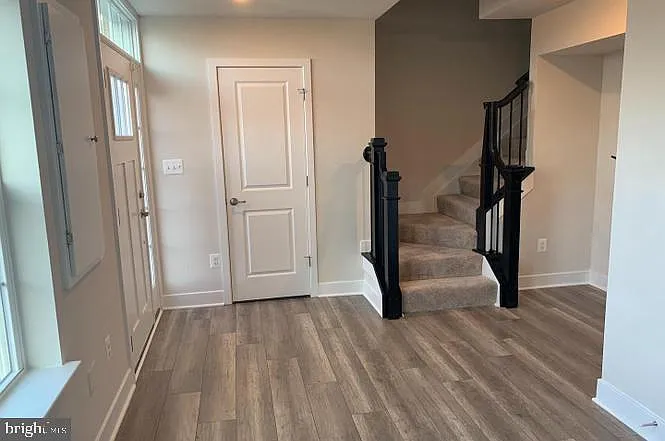 7881 Barrensdale Rd — Photo 5