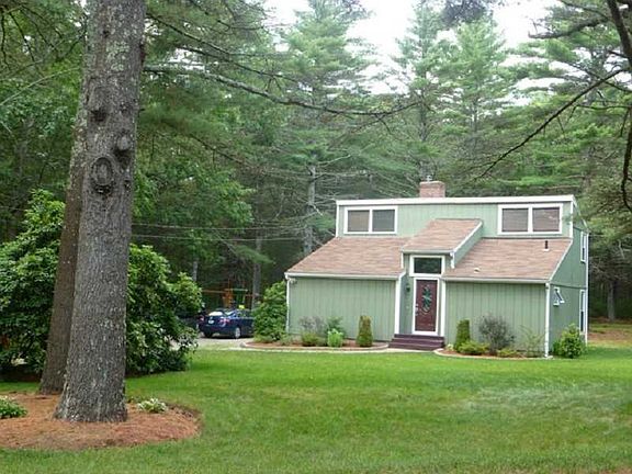 3rd image of 43 Crestwood Dr