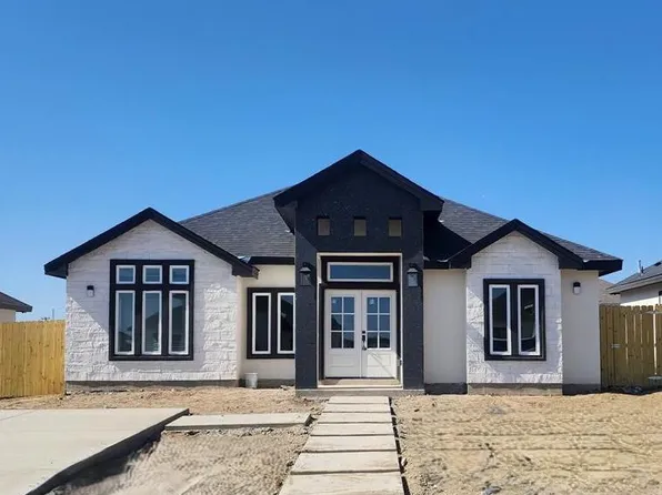 3210 Ethel Dr, Eagle Pass, TX 78852