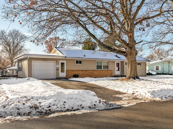 707 S 13th Ave W, Newton, IA 50208