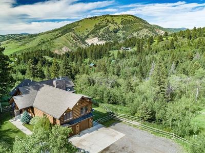 335 Silver Tip Trl, Bozeman, MT, 59715