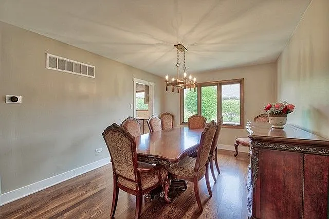 W 141st St, Orland Park — Photo 4