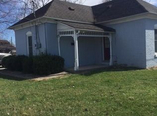 809 S Main St, Scottsburg, IN