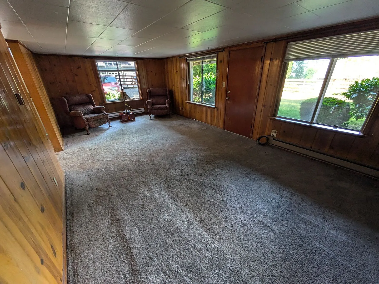 10121 Lake Steilacoom Dr, Lakewood, WA 98498 — Photo 2