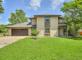 5915 E 164th St S, Bixby, OK 74008