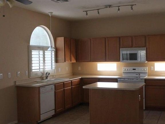 2nd image of 40391 N Brumana St