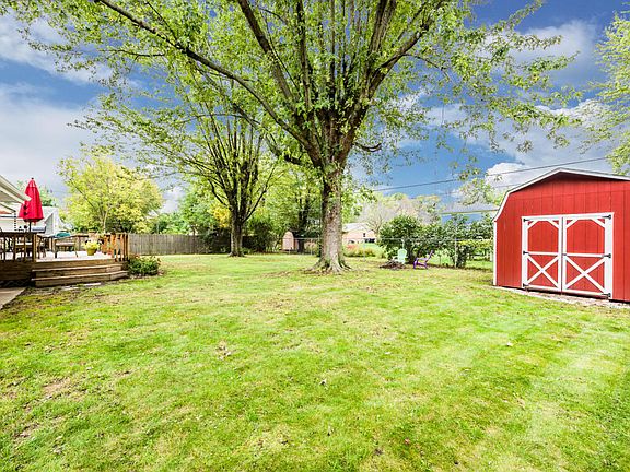 2nd image of 5972 Ponderosa Dr