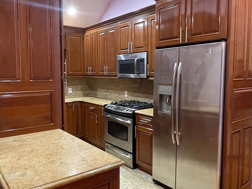 1st image of 335 147th Pl Floor 2
