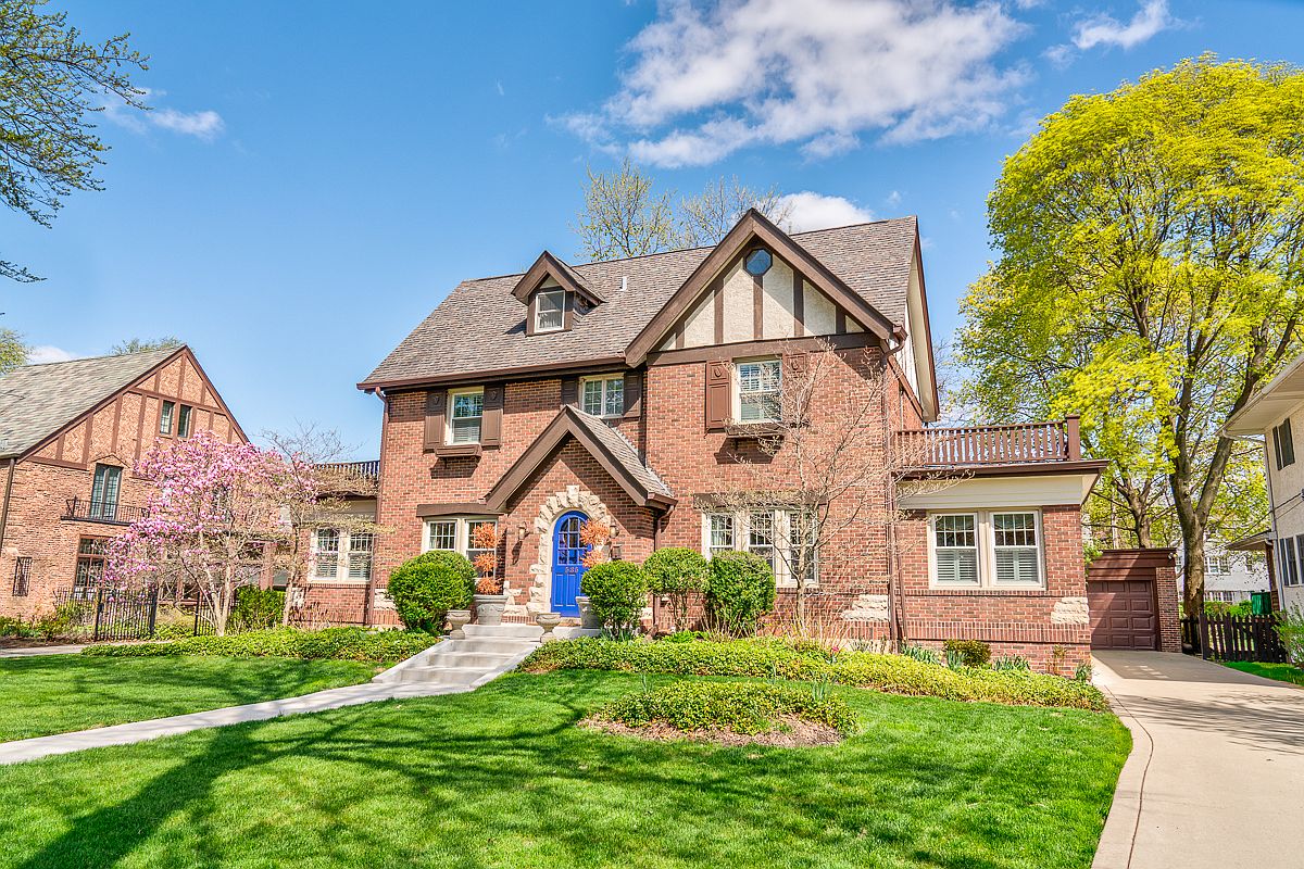 535 Jackson Ave River Forest Il 60305 Mls 10974526 Zillow