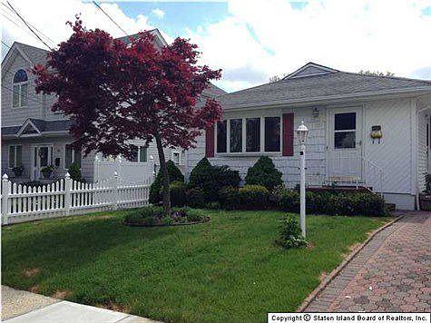 1st image of 150 Thornycroft Ave
