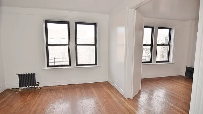 Rented by Park Property Advisors | media 12