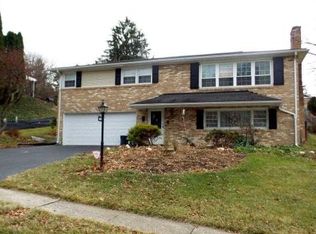 2630 Raleigh Dr, York, PA 17402