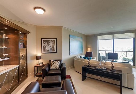 Home For Sale In The Landmark