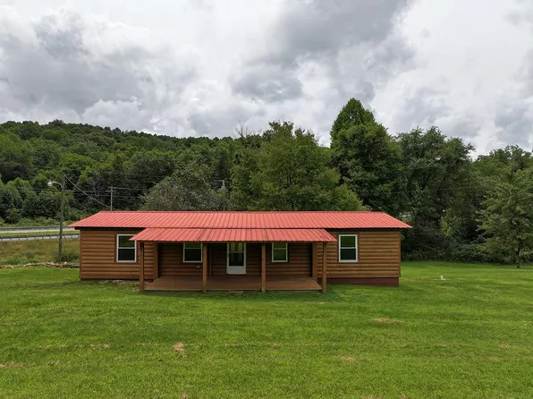 375 Danville Pike SW, Meadows Of Dan, VA 24120