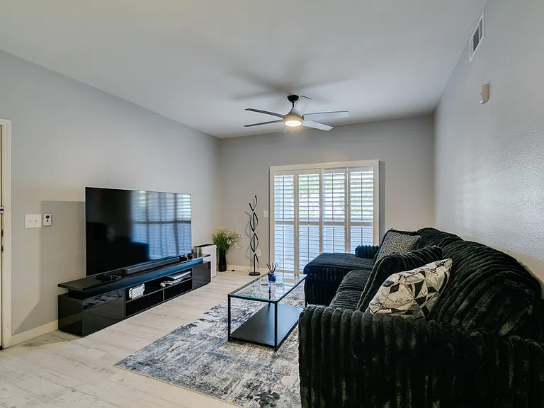 7255 W Sunset Rd #1103 — Photo 9