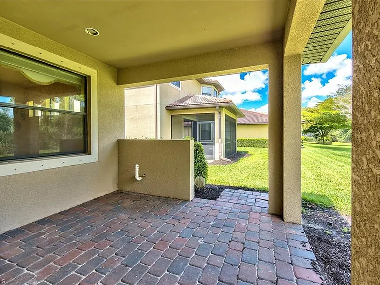 7815 Bucks Run Dr — Photo 23