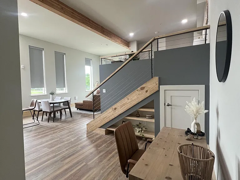 501 N Main St #203 — Photo 19