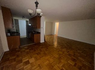 6710 192nd St #1604, Fresh Meadows, NY 11365