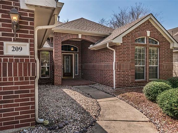 2nd image of 209 Briarglen Dr
