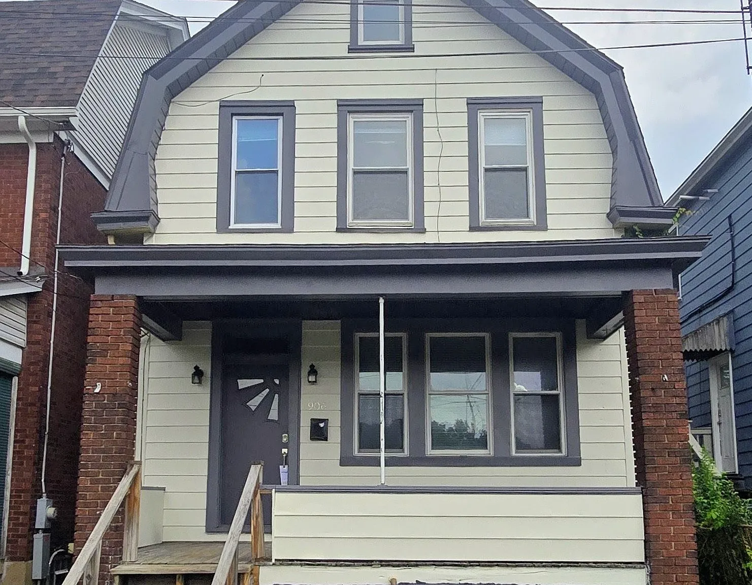 906 Gibson St — Photo 1