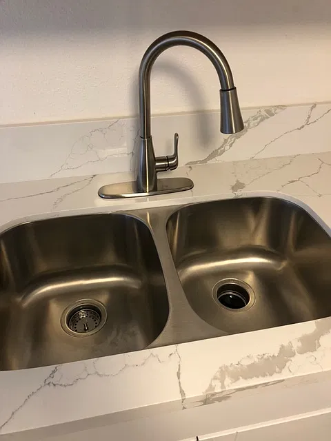2 bed, 700 sqft, $2,295 — Photo 4