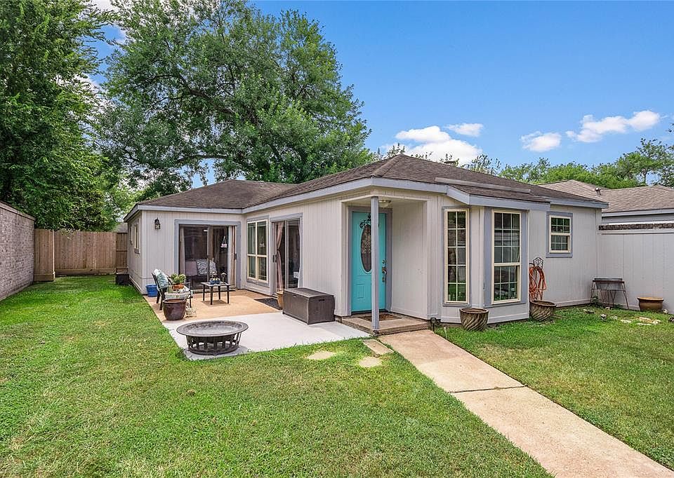 1st image of 10927 Indian Ledge Dr
