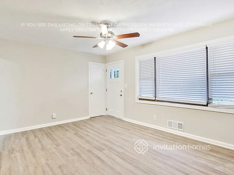 4596 Sahara Dr SW — Photo 4